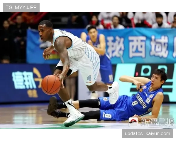 “杨瀚森封盖后长传发起快攻,青岛完成24秒内经典防守反击” “杨瀚森封盖后长传发起快攻,青岛完成24秒内经典防守反击”